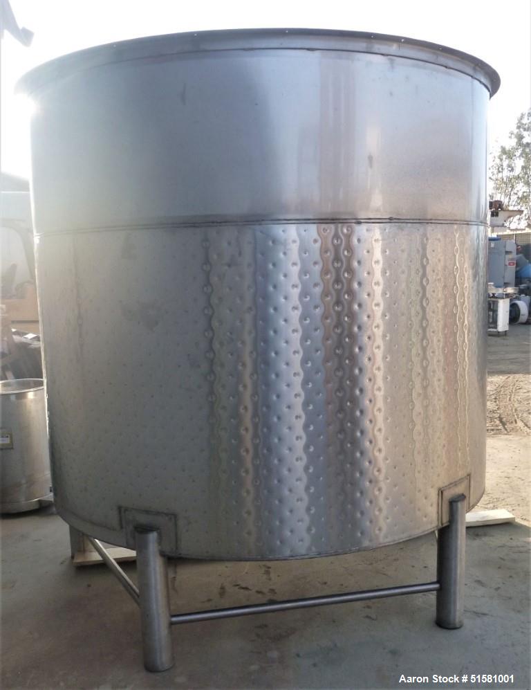 Stainless Steel 1,835 Gallon Tank