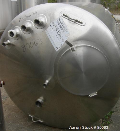 USED: Walker tank, 1000 gallon, 316 stainless steel, vertical. 54" diameter x 99" straight side, dish top and bottom. Openings: top (3) 2-1/2" tri clamp, (2) 2" tri clamp, 3" tri clamp, 19" manway wi...
