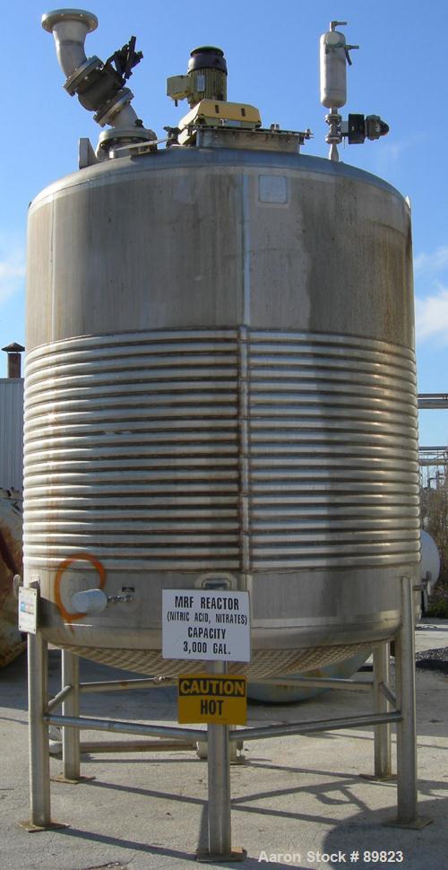 USED: Walker jacketed mix tank, 3000 gallon, 304L stainless steel, vertical. 7'6" diameter x 8' straight side. Dish top, dish bottom with dimple jacket. 4' coil jacket rated 125 psi @ 353 deg F. Top ...