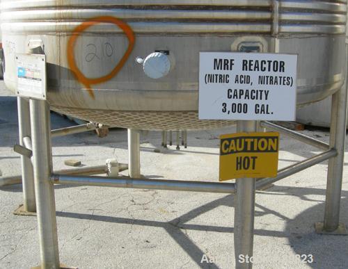 USED: Walker jacketed mix tank, 3000 gallon, 304L stainless steel, vertical. 7'6" diameter x 8' straight side. Dish top, dish bottom with dimple jacket. 4' coil jacket rated 125 psi @ 353 deg F. Top ...