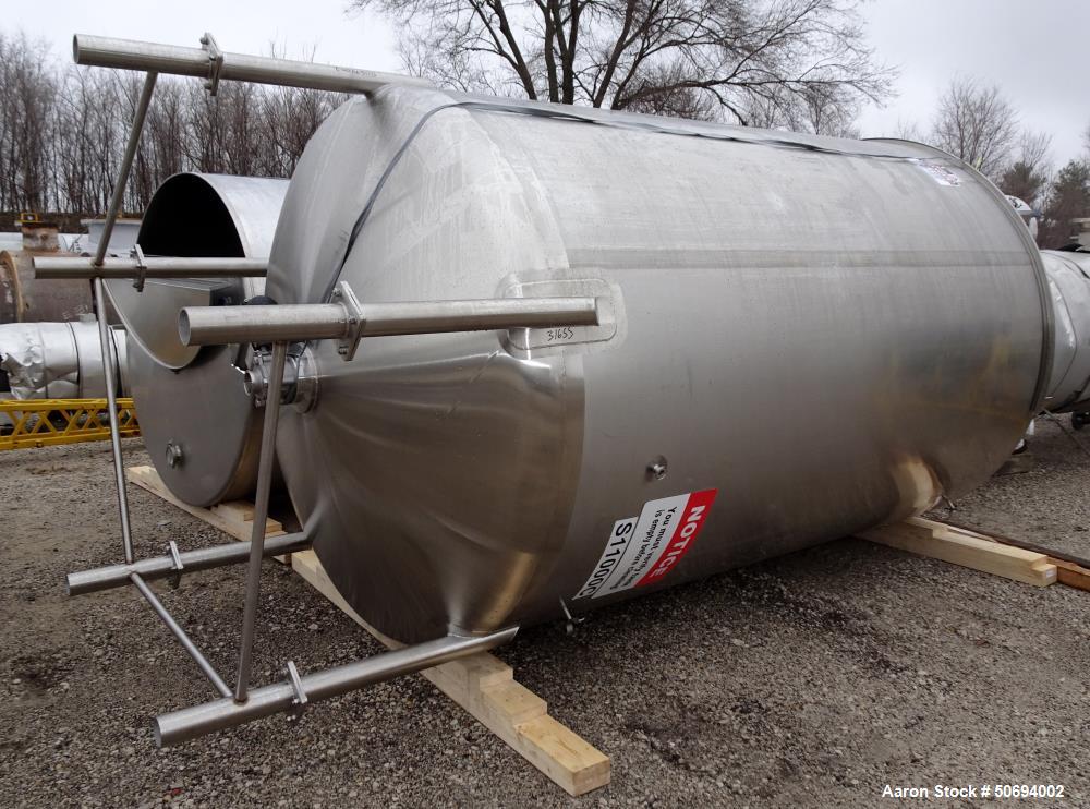 Used- Walker Holding Tank, 3000 Gallon, 316 Stainless Steel, Vertical.