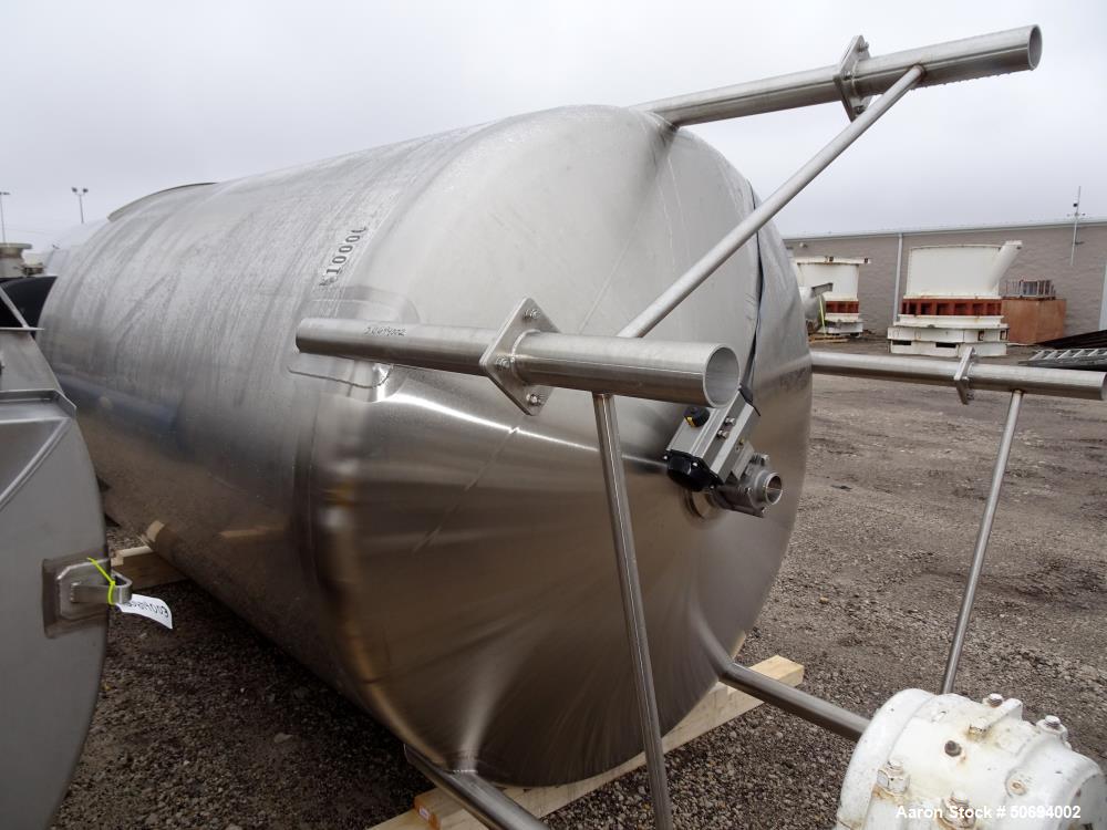 Used Walker Holding Tank, 3000 Gallon, 316 Stainless Steel, Vertical.