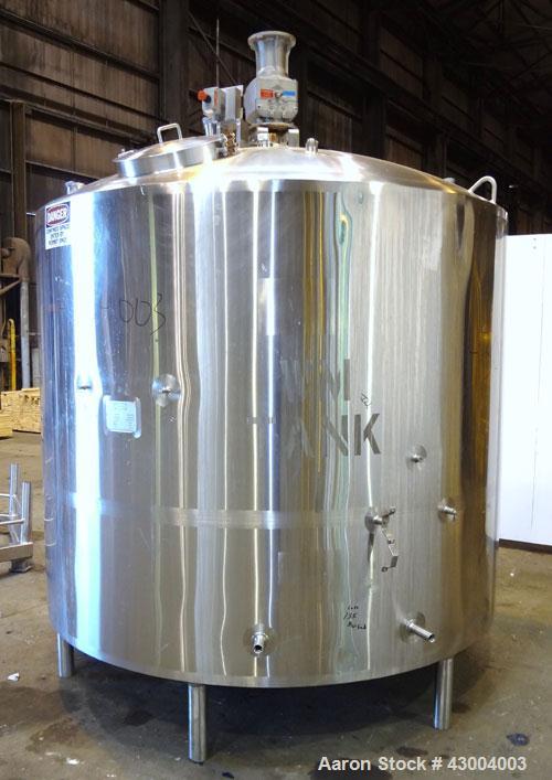 Used- Walker Stainless Mix Tank, 1500 Gallon, 304 Stainless Steel, Vertical. Approximate 84” diameter x 64” straight side. D...