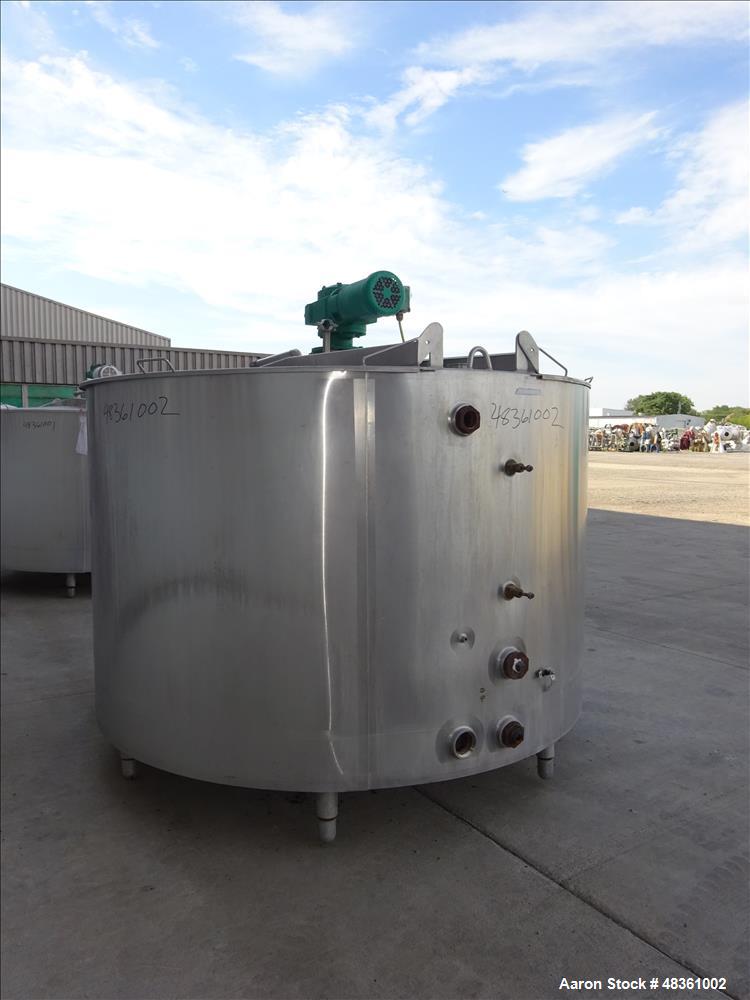 Used Walker Stainless Mix Tank, Model PZ-B, 1,000 Gallon, 304 Stainless Steel,