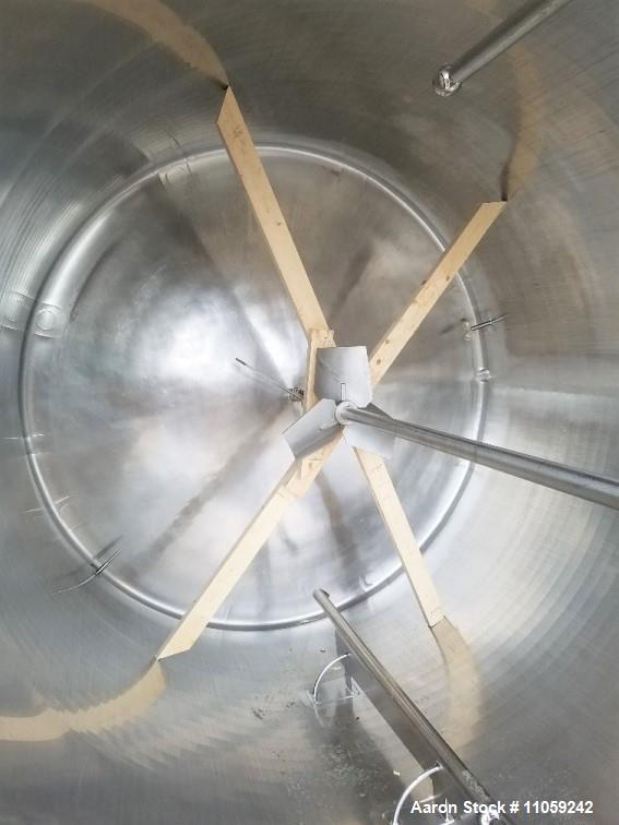 Used 2500 Gallon Walker Jacketed Stainless Steel Mix Tank