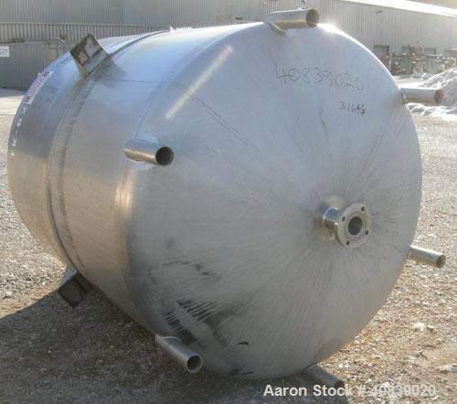 Used Walker Stainless Pressure Tank, 1000 Gallon, 316 stainless steel, vertical. 66" diameter x 72" straight side. Dish top and bottom. Internal rated 25 psi at 100 deg F. Off center top entering Lig...