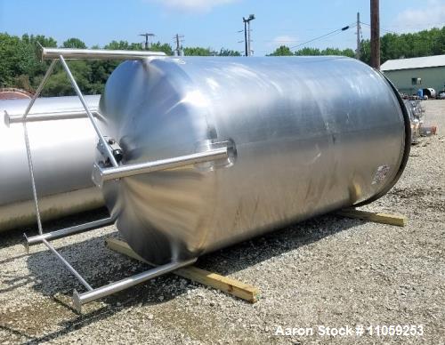 Used Walker Tank, 3000 Gallon