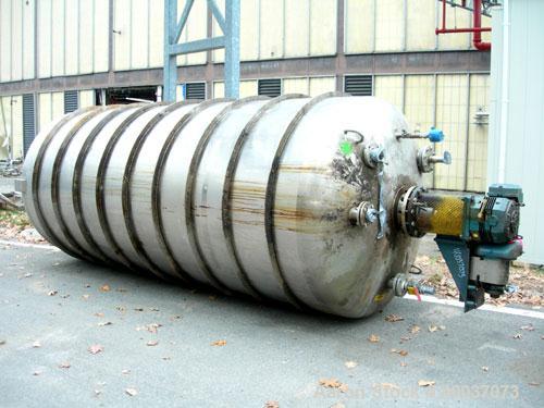 Used: Walker Stainless pressure tank, 3000 gallon, stainless steel, vertical. Approximately 72" diameter x 166" straight sid...