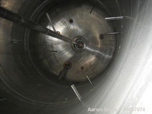 Used Walker Stainless Pressure Tank, 3000 Gallon, 316 Stainless Steel, Vertical. Approximate 72'' diameter x 166'' straight side, dished top and bottom. Internal rated 35/fv psi at 325 deg F. Foote a...