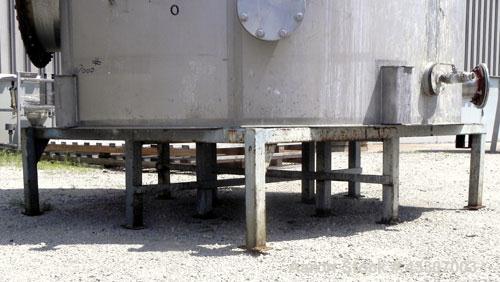 Used Walker Stainless Tank, 4700 Gallon, 304 Stainless Steel, Vertical. Approximate 108” diameter x 120” straight side, coned top, flat bottom. Top entering agitator, with an anchor style blade with ...