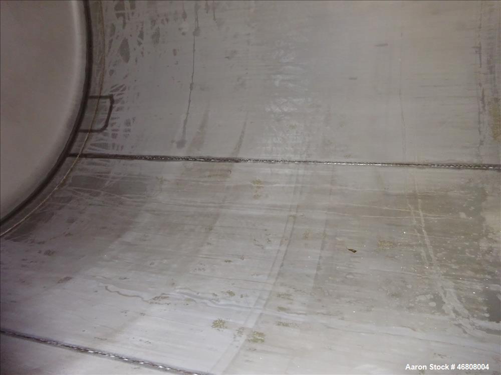 Used Walker 2500 Gallon Tank, 304L Stainless Steel, Vertical.