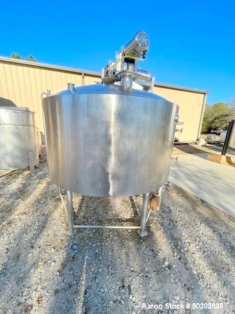 1000 Gallon Walker Dual Motion Processor.