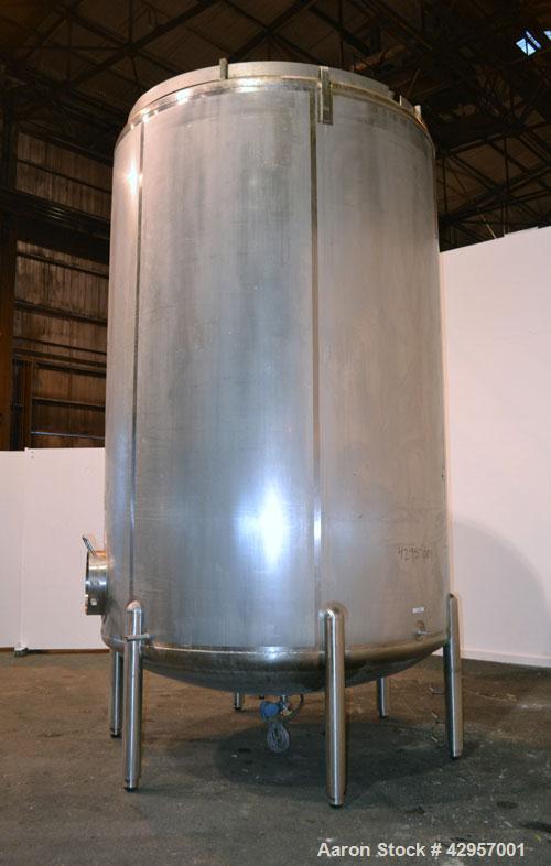 Used Cherry-Burrell Storage Tank, 4500 Gallon, Model CVD, 316L Stainless Steel, Vertical. 96" Diameter x 135" straight side, dished top and bottom. Bottom head is dimpled jacketed for water circulati...
