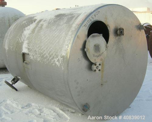 Used Will-Flow Tank, 2400 Gallon, 304 Stainless Steel, Vertical. 78" diameter x 114" straight side. Flat top, dish bottom. Bottom head dimple jacket rated 50 psi at 300 deg F. Side entering 3 blade p...