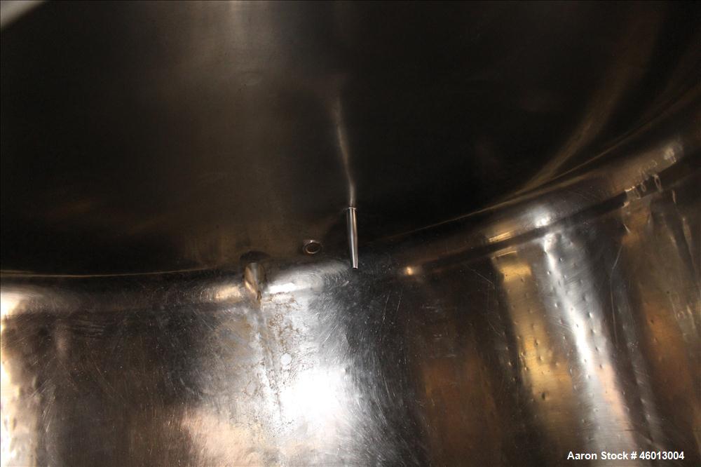 Used Zero Milk Cooling Tank, Model NV1500, 1,500 Gallon