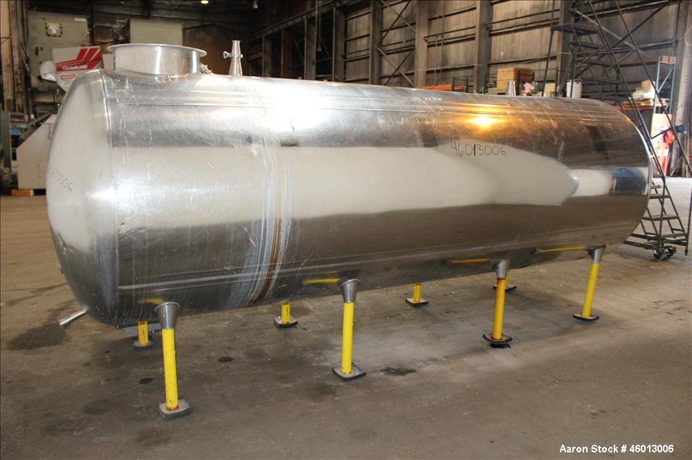 Used Zero Milk Cooling Tank, Model NV1500, 1,500 Gallon, 304 Stainless steel, Horizontal. Approximate 52" diameter x 154" straight side. Dished heads. Dimple jacketed. Insulated with stainless steel ...