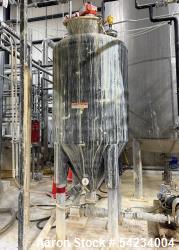 Used Tank,  1,000  Gallon, Stainless steel.  Top mounted Agitator.