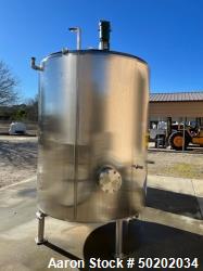 Used-1000 Gallon Cherry Burrell Stainless Steel Mixing Tank; Vertical; 316 SS Interior; 304 DD Exterior; Insulated; Top moun...