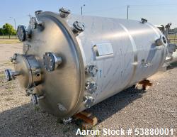 Unused 1,260 Gallon equivalent to 40 BBL 304 Stainless steel agitated Tank fabri