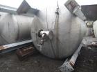 Used- 4500 Gallon Agitated Tank. 316 stainless steel construction. Approximately 8' diameter x 11' straight side, dish top a...