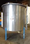 Used Charles S. Jacobwitz Tank, 1500 Gallons, 304 Stainless Steel, Vertical. Approximately 78