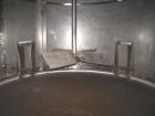 Used Douglas Brothers Pressure Tank, 3000 gallon, Stainless steel, Vertical. Approximately 96
