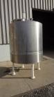 Used Tank, 1000 Gallon, 304 Stainless Steel, Vertical. 66