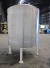 Used Tank, 1000 Gallon, 304 Stainless Steel, Vertical. 66