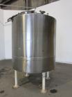 Used Tank, 1000 Gallon, 304 Stainless Steel, Vertical. 66