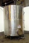 Used Tank, 3000 Gallons, 304 Stainless Steel, Vertical. 90