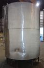 Used Tank, 3000 Gallons, 304 Stainless Steel, Vertical. 90