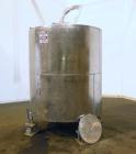 Used Tank, 1000 Gallons, 304 Stainless Steel, Vertical. Approximately 67