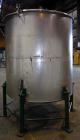 Used Tank, 1,200 Gallons, 304 Stainless Steel, Vertical. Approximate 71