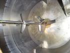 1,500 Gallon 304 Stainless Steel Vertical Tank