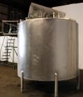 Used Tank, Approximately 2000 Gallons, 304 Stainless Steel, Vertical. Approximately 90