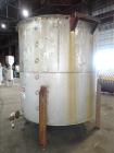Used Tank, Approximately 1,900 Gallon, 316 Stainless Steel, Vertical.