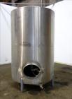 Used Tank, Approximate 1400 Gallons, 304 Stainless Steel, Vertical. Approximate 66