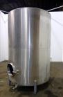 Used Tank, Approximate 1400 Gallons, 304 Stainless Steel, Vertical. Approximate 66