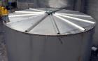Used Tank, Approximate 4,000 Gallon, Stainless Steel, Vertical.