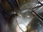 Used Mixing Tank, 1,500 Gallon, 304 Stainless Steel, Vertical.