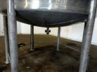 Used Tank, Approximate 2,000 Gallons, 304 Stainless Steel, Vertical.
