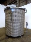 Used Mixing Tank, Approximate 2,000 Gallon, Stainless Steel, Vertical.