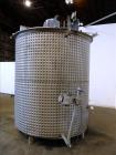 Used Mixing Tank, Approximate 2,000 Gallon, Stainless Steel, Vertical.