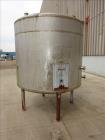 Used Tank, Approximate 1,100 Gallons, 304 Stainless Steel, Vertical.