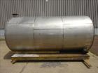 Used Tank, Approximate 2,500 Gallon, 304 Stainless steel, Vertical.
