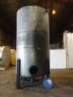 Used Tank, 4,000 Gallon, 304 Stainless steel, Vertical. Approximate 89