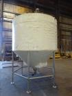 Used Tank, Approximately 1,700 Gallon, 304 Stainless Steel, Vertical.