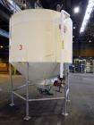Used Tank, Approximately 1,700 Gallon, 304 Stainless Steel, Vertical.