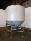 Used Tank, Approximately 1,700 Gallon, 304 Stainless Steel, Vertical.