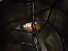 Used Tank, Approximately 1,700 Gallon, 304 Stainless Steel, Vertical.